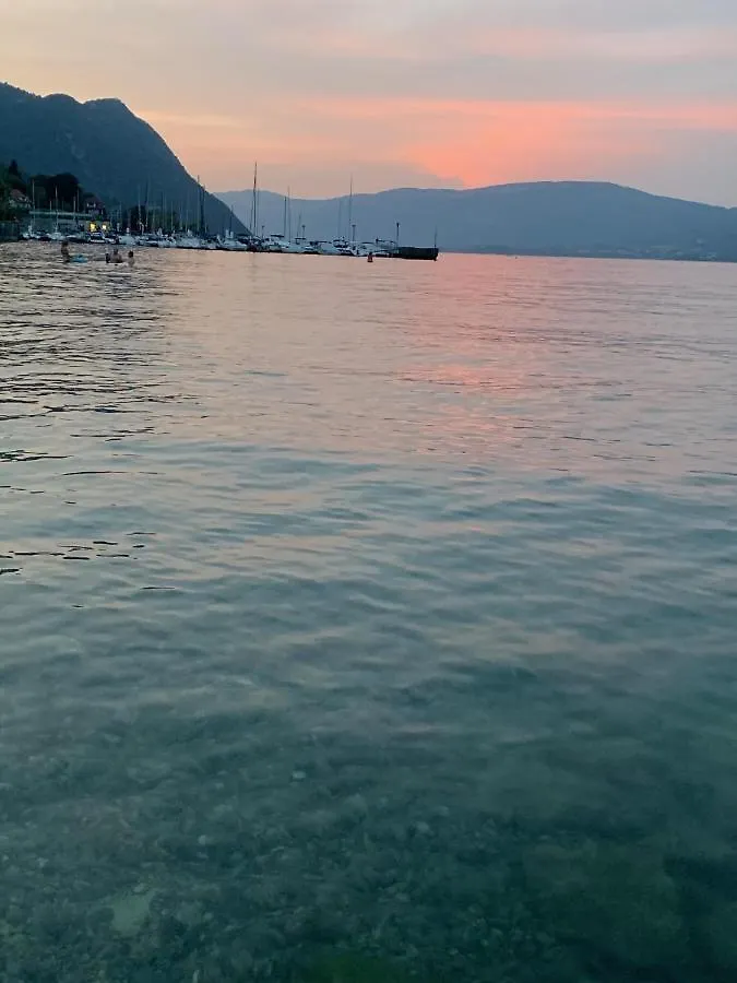 Hébergement de vacances ANNEXE du LAC Le Bourget-du-Lac